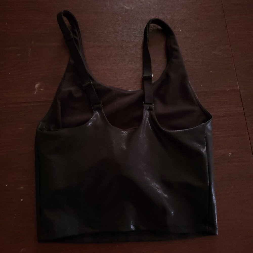 Old Navy metallic black longline sports bra XS - Picture 3 of 12